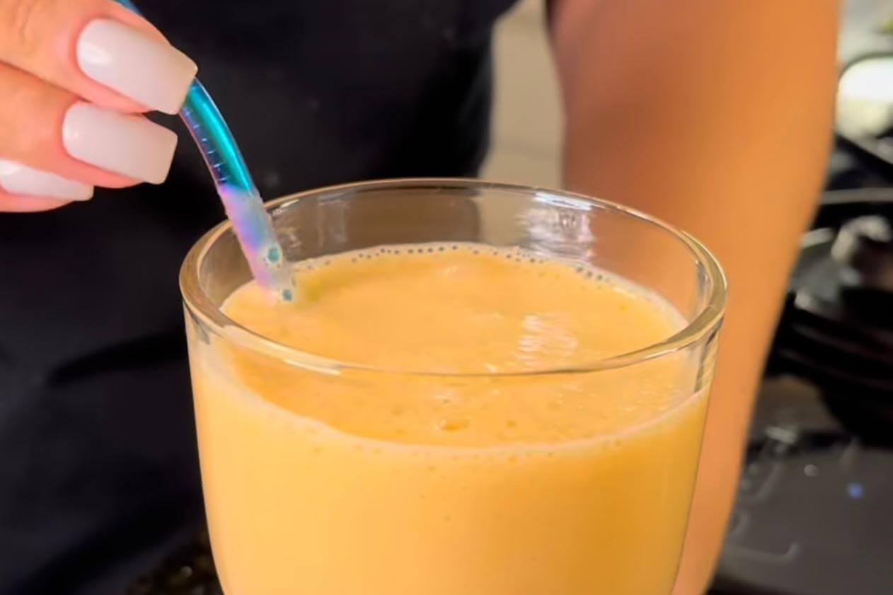 Vitamina de Cenoura com Banana e Mel
Uma bebida nutritiva, refrescante e perfeita para começar o dia com energia!